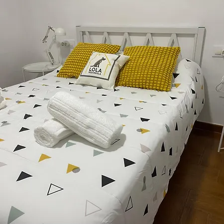 Apartment Lolaredondela *